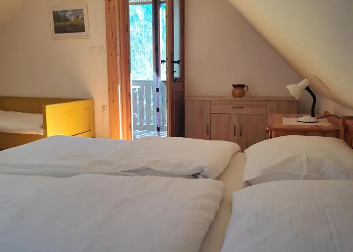 Na Rebri Vakantiehuis Luče